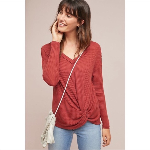 Anthropologie Sweaters - Anthropologie Akemi + Kim Waffle Knit V-Neck Twist-Front Sweater / Thermal